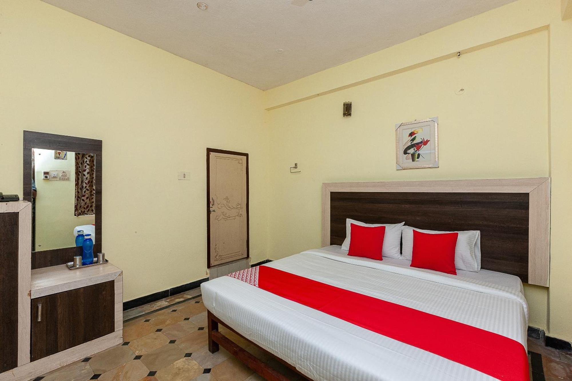 Collection O Ammayi Hotels & Resorts Тіруваннамалай Екстер'єр фото
